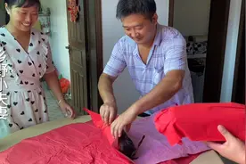 实拍四川农村订婚风俗，男方要给女方准备啥礼物？一起来看看视频封面