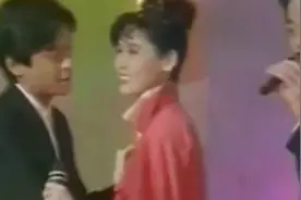 王杰莫绮雯结婚现场 刘德华献歌祝福视频封面