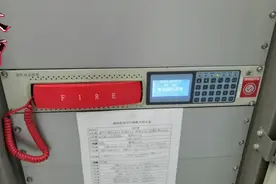 消防电话自动呼入，是怎么回事？看大曹是怎么处理！视频封面