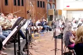 强烈推荐震撼耳膜版怪兽之王哥斯拉进行曲现场版视频封面