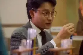 张国荣：不开心那就看下天空吧视频封面
