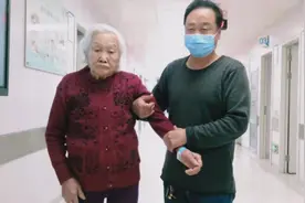 95岁高龄姥姥至今身体健康，完全自理，她的长寿秘诀有四点心得。视频封面