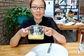 自制价值1000米的松花粉，省钱又养身体喝了你就知道它有多神奇了视频封面