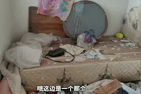 探秘即将拆迁的居民楼，每个房间都遗留大量私人物品和儿童玩具视频封面