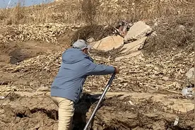 二踢脚火箭筒瞄准山头来一发，真牛，威力特别猛视频封面