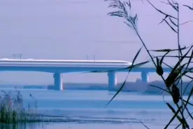 看哭了…我们胜利了！繁荣富强，山河无恙。这盛世如你们所愿！视频封面