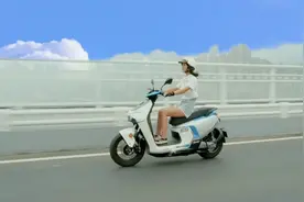 2022年销量最高电动摩托车，第一名销量比二到十名销量总和还要多视频封面