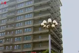 1977年，邓小平拍板决定：恢复高考视频封面