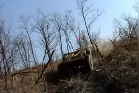 美国6x6军用车辆机器人曝光网络视频封面