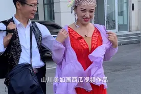 大叔和大美妞儿秀时尚去旅行了，到沧州聚舞，一路相伴，真幸福视频封面