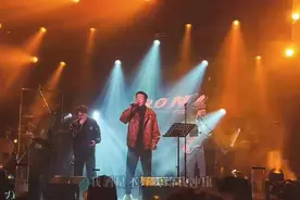 《浪子回头》成都顶级LiveHouse酒吧现场，美女如云，耍起走视频封面