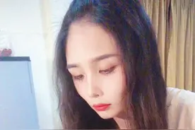 看看这就是女装大佬变性后的婚后生活，看完你还想这样吗？视频封面