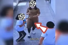 福建一女学生手碰到怀孕老师的肚子被打视频封面