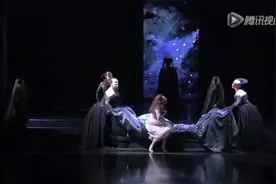 花腔女高音戴安娜达姆娆演唱复仇的火焰在我心中燃烧莫扎特魔笛视频封面