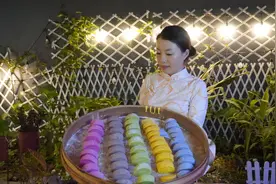 纯天然的植物染色小馒头，把彩色装进肚子里视频封面