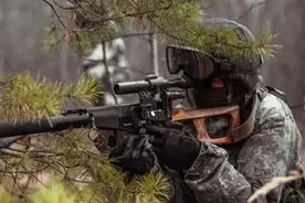 现实俄罗斯特种兵小队，特别行动，激烈巷战。视频封面