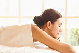 精油按摩卵巢保养，靠谱吗？视频封面