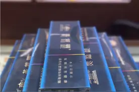 黄鹤楼涡轮增压3．0T，烟嘴带涡轮凝香棒。