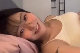 “男友视角”快来和姐姐一起睡觉叭视频封面