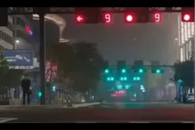 每个人都有苦衷都有委屈视频封面