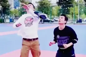 搞笑视频：小伙子，你没事吧！哈哈哈666！视频封面