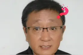 臭肉当成好肉卖，大润发需要回答的三个问题。视频封面