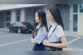 霸气侧漏视频封面