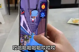 挑战倒着玩地铁跑酷，得多少分就给多少钱，看着简单实际很难视频封面