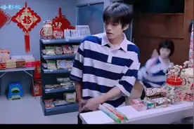 有两个哥哥真好看，只羡慕李尖尖视频封面