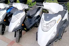 豪爵VD125S，通勤居家外卖，实用型踏板，使用范围广，静态欣赏视频封面