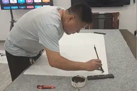 大热天抖一首伟人的词，沁园春雪视频封面