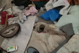 探秘正在拆迁的居民楼，屋内遗留大量私人用品，还有女士衣物视频封面