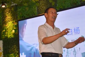 军歌串烧《人民军队忠于党》《中国人民志愿军军歌》/李大志指挥视频封面