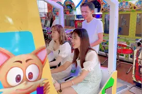 农村大龄光棍终于有了女朋友，带女友去逛街，没想到女友全程付费视频封面