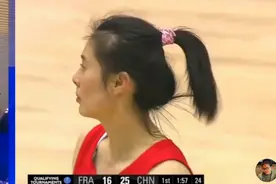 决战世界杯，王思雨终于首发，率领中国女篮疯狂进攻，载入史册！