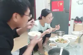 嫌弃我胖了这是，这叫丰满！😂视频封面