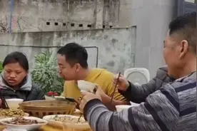 型男对怀孕的妹妹是真好，不仅带妹夫拍视频还让妹妹一家住他们家视频封面