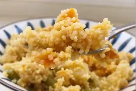 山西特色“小米焖饭”，做法独特，老爸的最爱，城里人没见过！