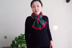 大长方薄围巾两种利索系法！简单好学好用！喜欢就给个强烈推荐吧视频封面