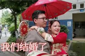 江油婚礼现场，新郎新娘亲吻时间过长，主持人：不忍心打扰。视频封面