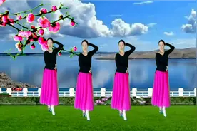 甜美情歌广场舞《醉美三月桃花开》旋律优美，舞步简单好看视频封面