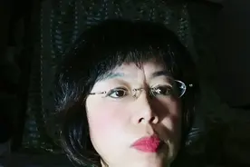 胡萝卜表皮发黑，削削能吃吗？视频封面