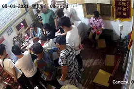 周日，郑德泉馆长本人正常上班中视频封面