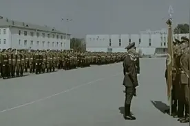 苏联纪录片《我是中尉》，一个1977年摩托化步兵排排长的故事视频封面