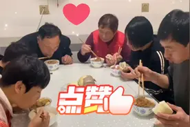 乡村憨媳妇，一个被病痛折磨却依然坚强的农村女人，加油！视频封面