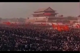 【经典红歌】我们走在大路上（1970）视频封面