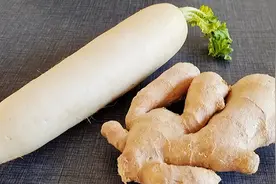 生姜和萝卜放在一起，用水一煮，原来作用这样厉害，看完长知识了视频封面
