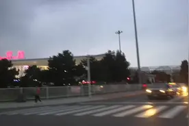 不想上班累了视频封面