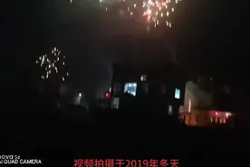 视频拍摄于2009年冬天，那时候新冠病毒刚刚开始，人们还没发现她视频封面