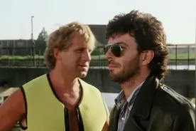 公映译制片《阿姆斯特丹的水鬼》2，北京电影制片厂1990年译制。视频封面